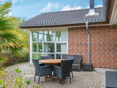 Holiday house Gemutliches Strandhaus -- By Traum Ferienwohnungen - Outdoor photo 26