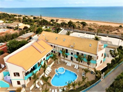 Apartment Stilvolle Wohnung am Meer in Santa Maria del Focallo - Apartment