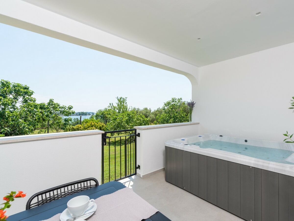 Holiday house Saladinka with Whirlpool