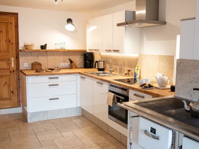 Apartment /Fewo, Bad, WC, Balkon - Features photo 11
