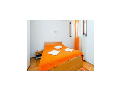 Apartment Guest House Fontana - Two Bedroom Apartment with Terrace and Sea View - Features photo 10