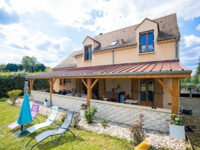 Holiday house Spacious holiday home in Nabirat with outdoor pool in Lot - Holiday house