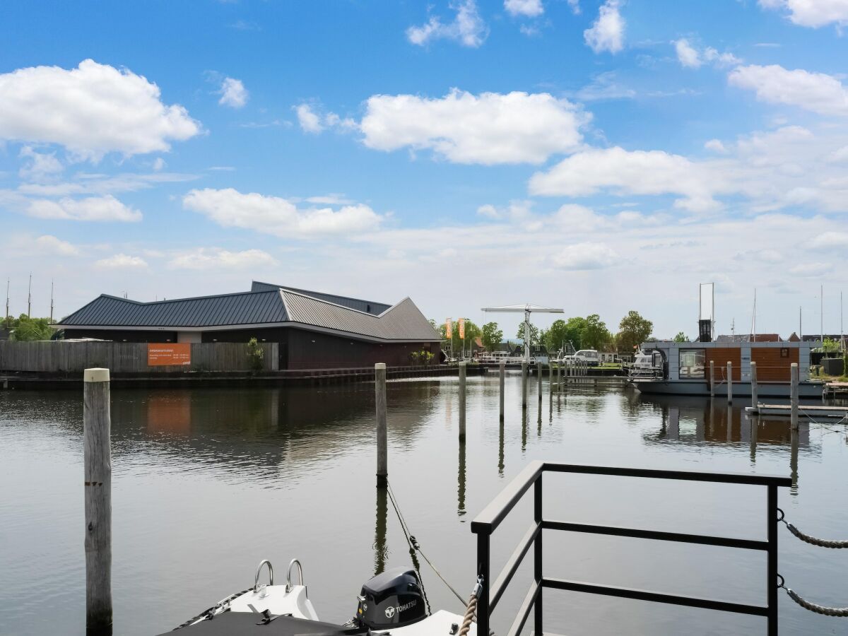 House boat Houseboat in Stavoren with Waterfront Views - Outdoor photo 2