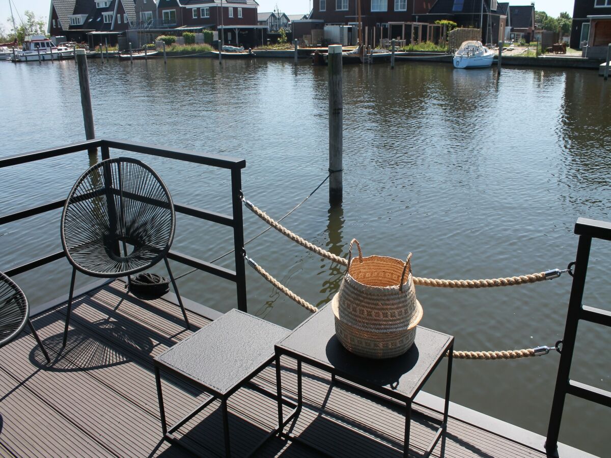 House boat Houseboat in Stavoren with Waterfront Views - Outdoor photo 3