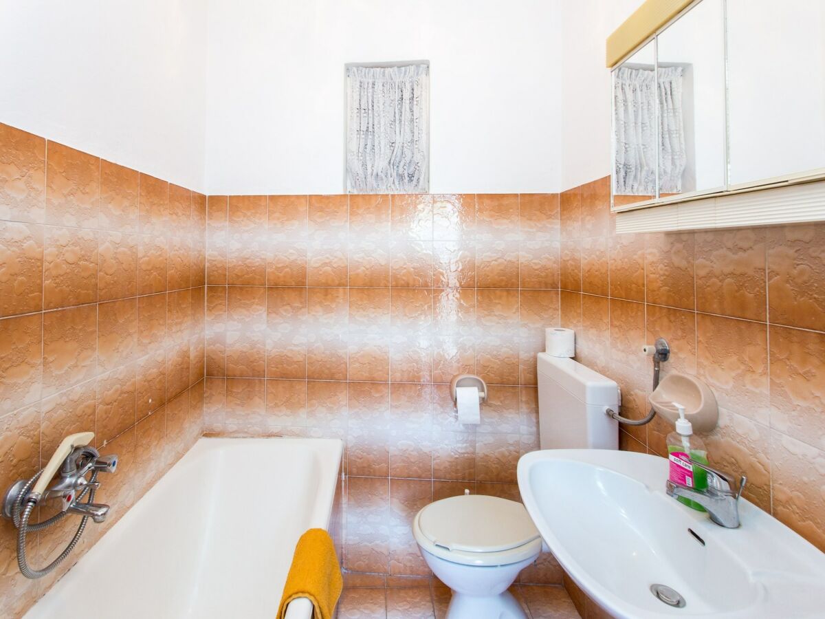 Apartment Guest House Ljubica - Double Room with Private Bathroom-2 2 - Features photo 5