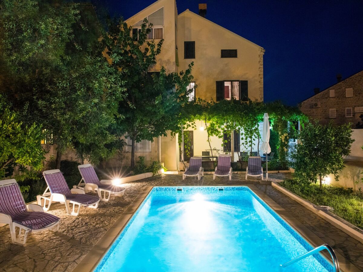 Apartment Villa Roza - One-Bedroom Apartment with Balcony
