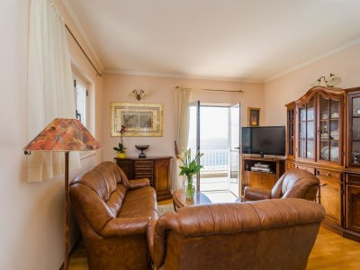 Apartment Apartment Paco - Three-Bedroom Apartment with Balcony and Sea View - Features photo 21