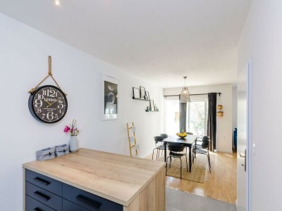Apartment Apartment Sea Shell - Triplex Three-Bedroom Apartment with Terrace - Features photo 33