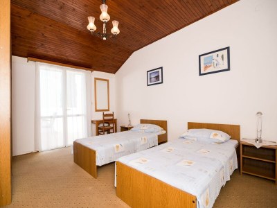 Apartment Apartment Srđ - Two-Bedroom Apartment with Balcony and Sea View - Features photo 6