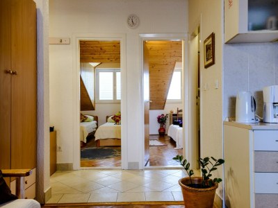 Apartment Apartment Matic - Two-Bedroom Apartment - Features photo 11