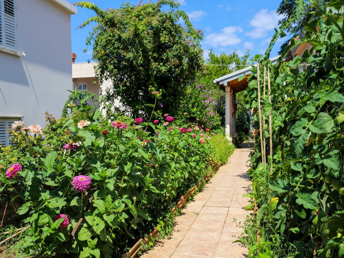 Apartment Apartment Garden M&M - One Bedroom Apartment - Outdoor photo 4