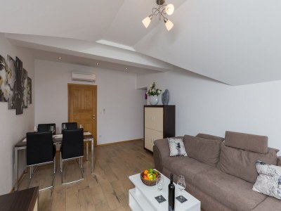 Apartment Villa Celenca - Superior Two Bedroom Apartment with Terrace and Sea View - A5 - Features photo 8