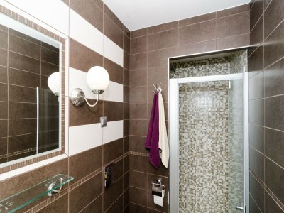 Apartment Apartments Gaura - One-Bedroom Apartment with Terrace - Features photo 14
