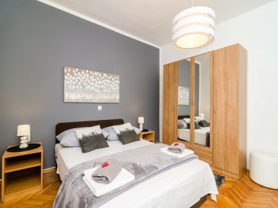 Apartment Apartment Eulalija- One-Bedroom Apartment with Terrace and Sea View - Features photo 10