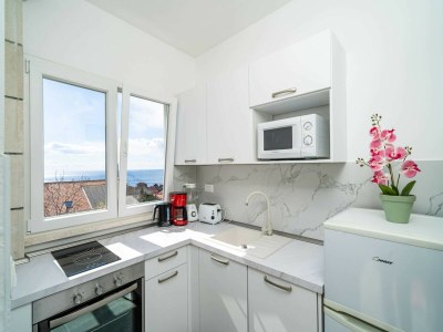 Apartment Apartment Debos - One-Bedroom Apartment with Balcony and Sea View - Features photo 16