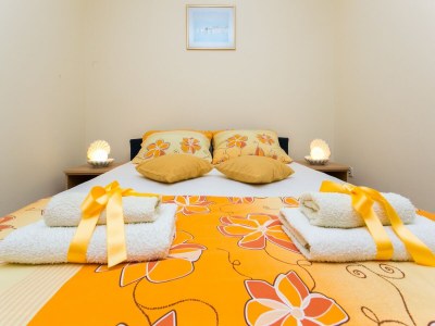 Apartment Apartments Radic - Studio Apartment (2-3 Adults) - Kneza Domagoja Street - BR 1 - Features photo 24