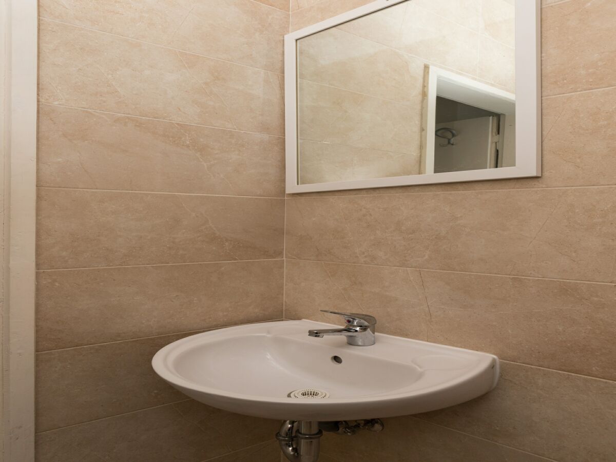 Apartment Guest House Bradas-Double Room with Shared Bathroom No3 - Features photo 3