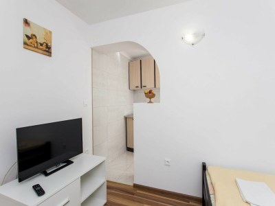 Apartment Apartments Djurkovic - Two-Bedroom Apartment with Shared Terrace and Sea View - Features photo 10