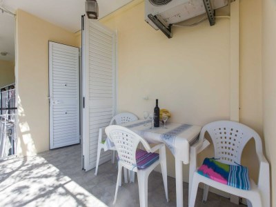 Apartment Apartments Djurkovic - Deluxe Studio with Balcony and Garden View in Mlini - Apartment