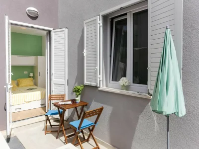Apartment Apartments Villa Karmen - One-Bedroom Apartment with Terrace (Olive) in Dubrovnik - Apartment