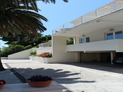 Apartment Apartments Lozica - Standard Studio  Apartment with Terrace and Sea View - Outdoor photo 2