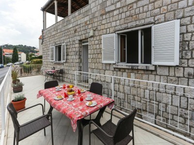 Apartment Apartments Sisic - One Bedroom Apartment with Terrace in Dubrovnik - Apartment