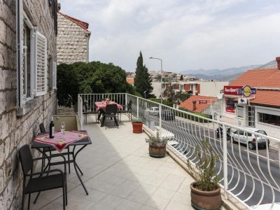 Apartment Apartments Sisic - One Bedroom Apartment with Terrace - Outdoor photo 12