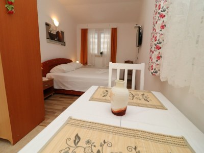 Apartment Apartments Sergej-Standard Studio apartment with Terrace and Sea View ( Nataša ) - Features photo 4
