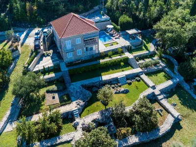 Villa Villa Oasis Cypress - Three Bedroom Villa with Terrace and Swimming Pool in Cilipi - Villa