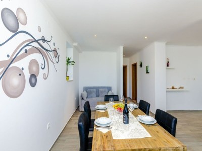 Villa Villa Oasis Cypress - Three Bedroom Villa with Terrace and Swimming Pool - Features photo 7