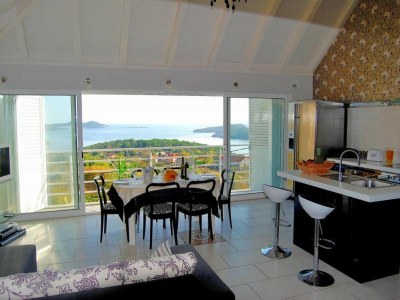 Villa Villa Tony - Five Bedroom Villa with Terrace, Swimming Pool and Sea View - Features photo 19