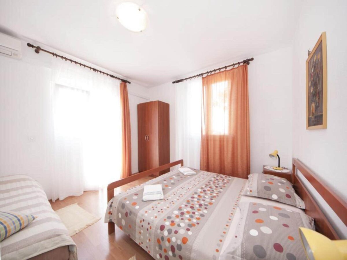 Apartment Apartments Mira -One Bedroom Apartment with Terrace and Sea View(A1) - Features photo 4