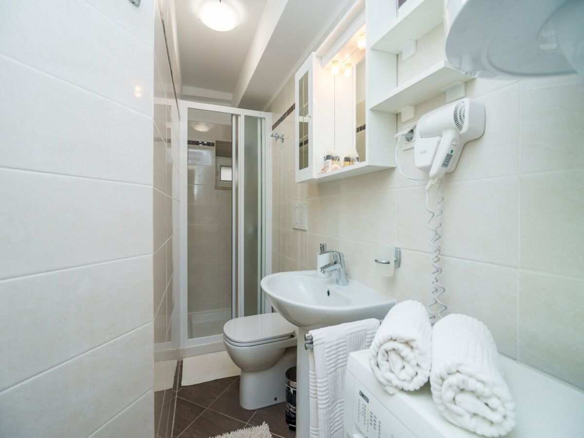 Apartment Apartment Maru - Two Bedroom Apartment with City View (A4) - Features photo 4