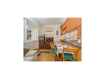 Apartment Apartment Maru - Two Bedroom Apartment with City View (A4) - Features photo 10