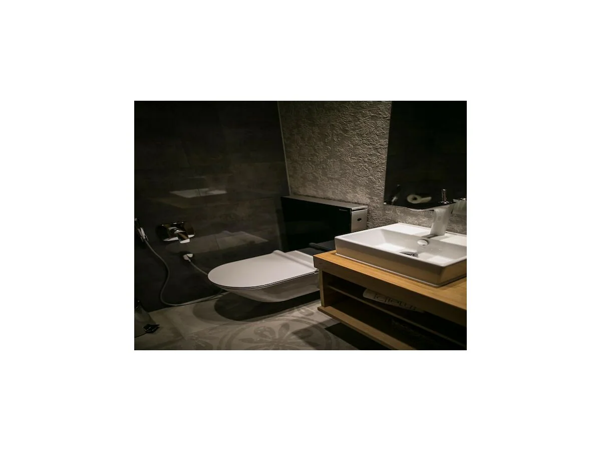 Apartment Rooms Lejletul (ST) - Deluxe Double Room with Square View (Berat) - Features photo 3