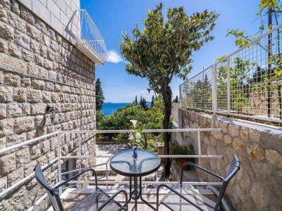 Apartment Guest House Villa Nina- Two Bedroom Apartment  with  Terrace and Sea View (Apt67) in Mlini - Apartment