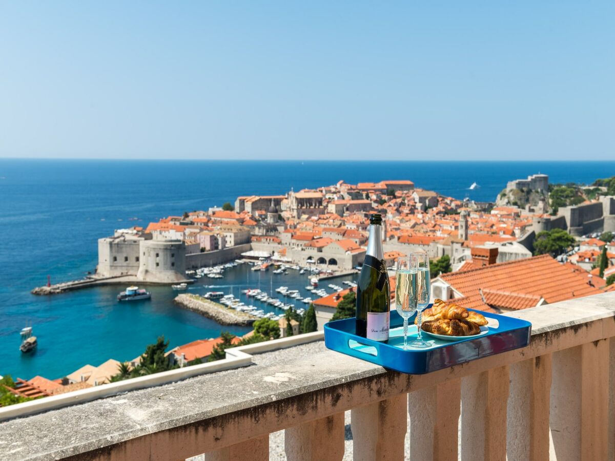 Apartment Apartments Bonavista - Superior Two Bedroom Apartment with Balcony and Sea View (A1)