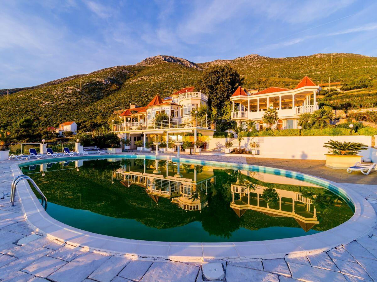 Apartment Hotel Pansion Villa Antonio - Two Bedroom Suite with Balcony and Sea View 17