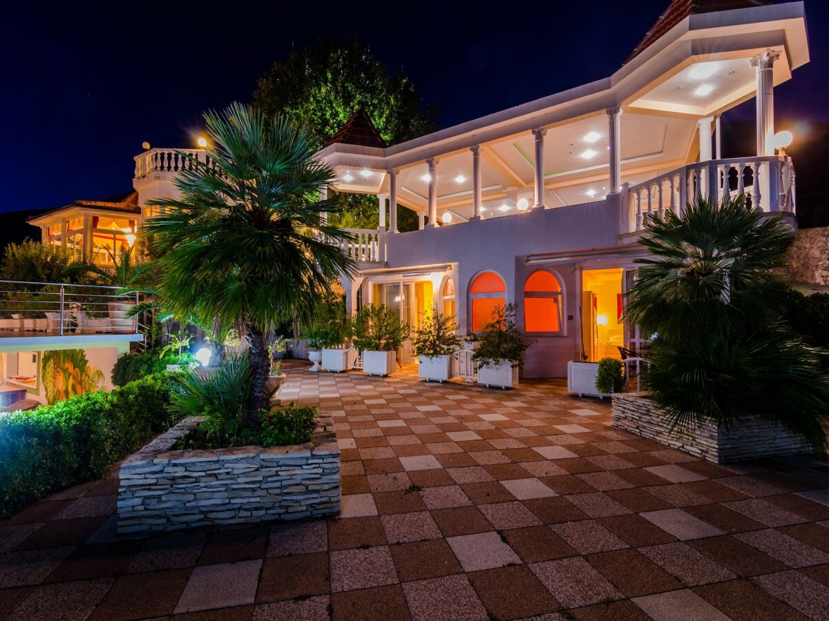 Apartment Hotel Pansion Villa Antonio - Standard Triple Room 28 - Outdoor photo 2