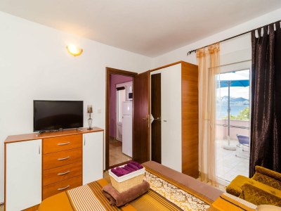 Apartment Apartment Bay Of Dreams - Two-Bedroom Apartment with Terrace and Sea View - Features photo 9