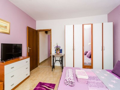 Apartment Apartment Bay Of Dreams - Two-Bedroom Apartment with Terrace and Sea View - Features photo 10