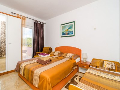 Apartment Apartment Bay Of Dreams - Two-Bedroom Apartment with Terrace and Sea View - Features photo 12