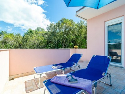 Apartment Apartment Bay Of Dreams - Two-Bedroom Apartment with Terrace and Sea View - Outdoor photo 23