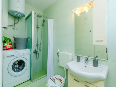 Apartment Apartments Knego - One Bedroom Apartment with Balcony and Sea View - Features photo 17