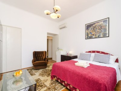 Apartment Apartments Davor - Two Bedroom Apartment with Sea View and Terrace - Features photo 10