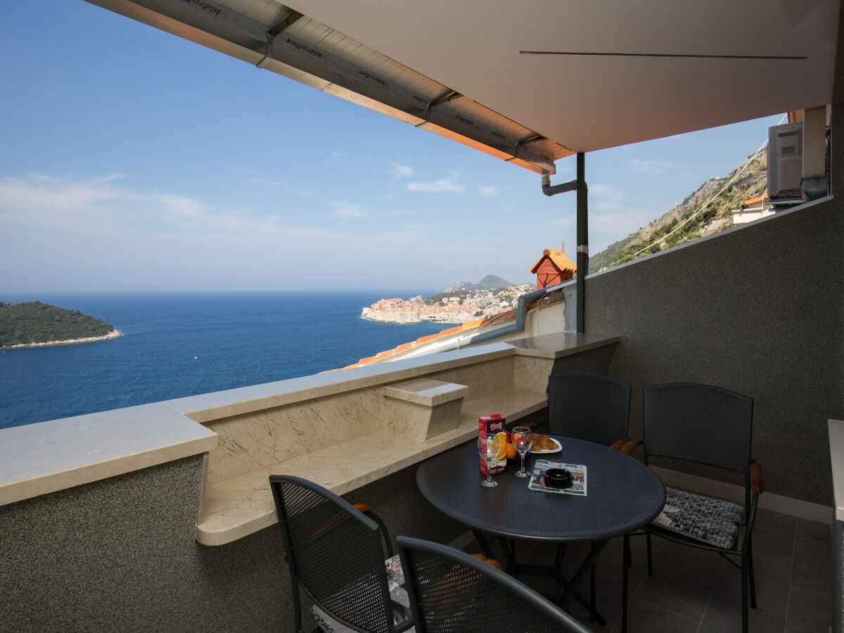 Apartment Apartment H&D - Two Bedroom Apartment with Balcony and Sea View