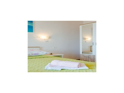 Apartment Rooms Sani - Double Room with Terrace and Sea View (S3) - Features photo 7