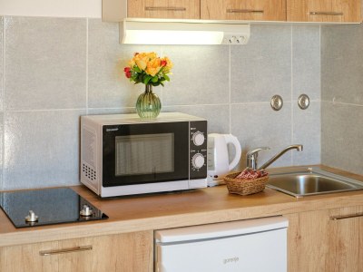 Apartment Rooms Sani - Double Room with Terrace and Sea View (S3) - Features photo 9