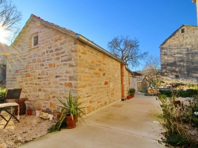 Apartment Stone House Harmony - One Bedroom Apartment with Patio and Garden View ( 1 ) - Outdoor photo 9