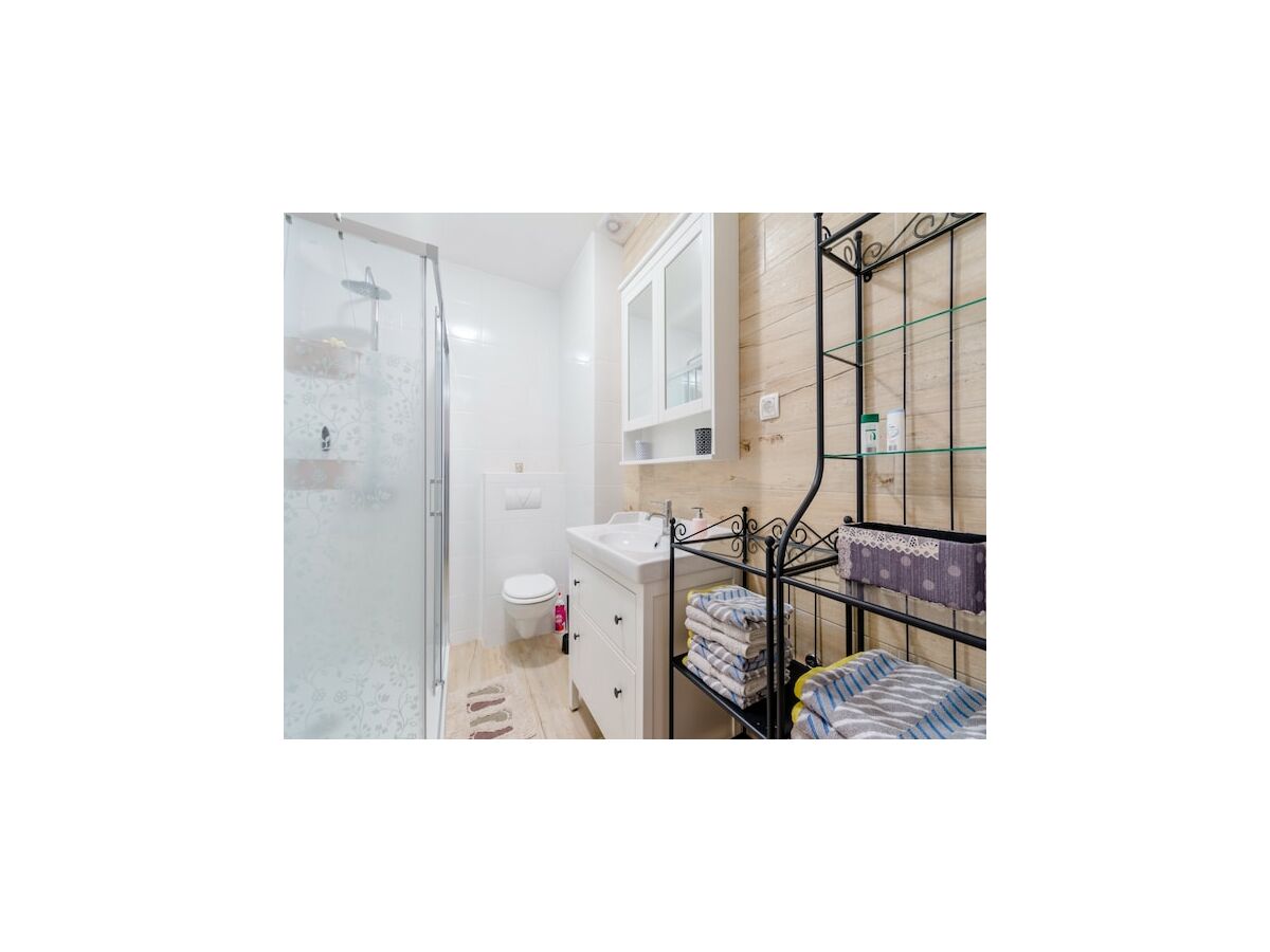Apartment Apartments Villa Kameja - Two Bedroom Apartment with Terrace and Sea View (Crni) - Features photo 5